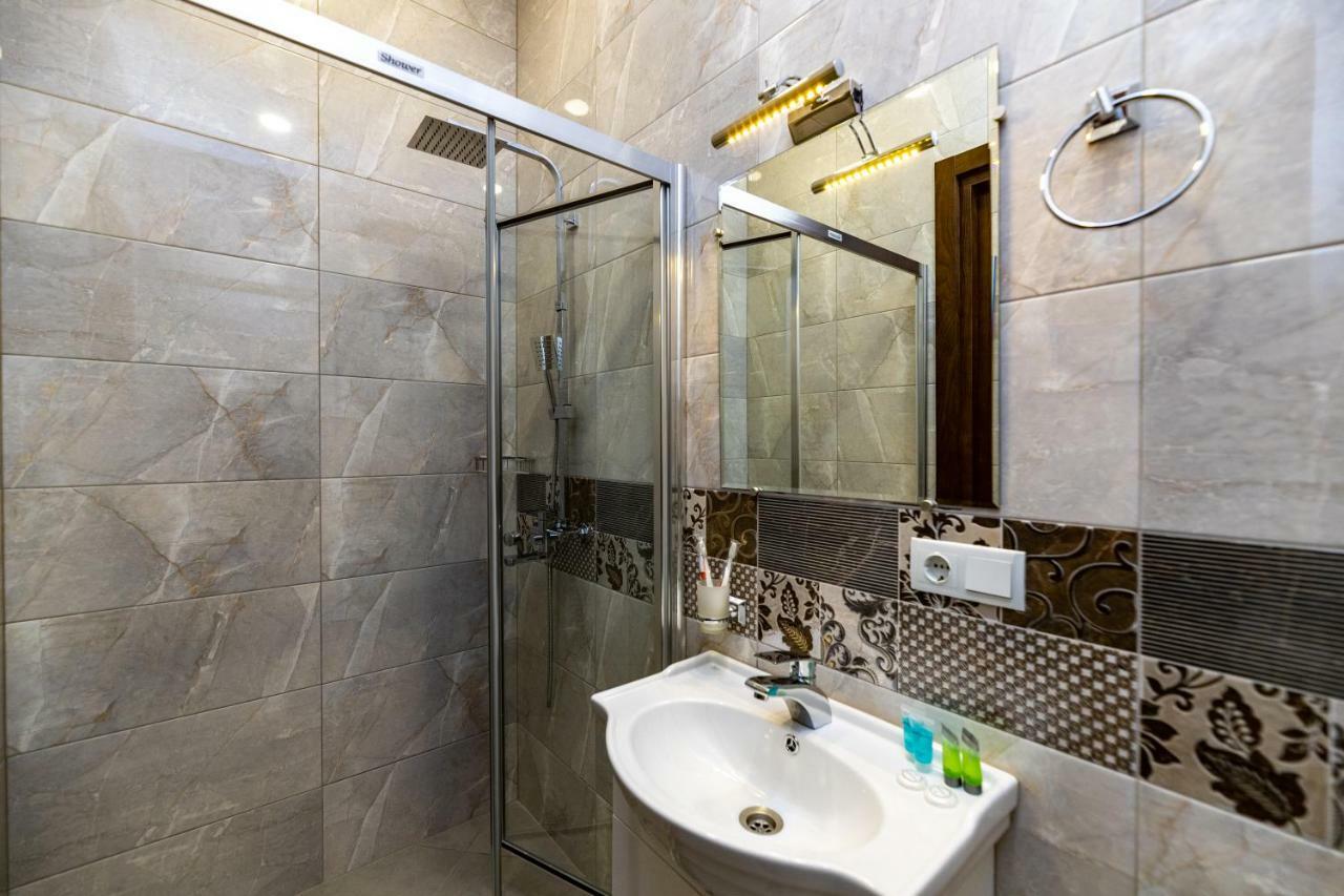 Ornament Hotel Τυφλίδα Εξωτερικό φωτογραφία