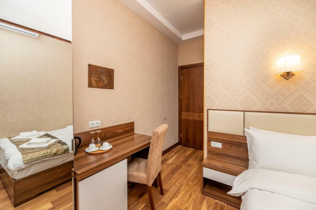 Ornament Hotel Τυφλίδα Εξωτερικό φωτογραφία